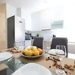 Mathilda's * Zára